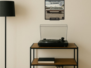 zidni-drzaci-za-ploce-savrsen-poklon